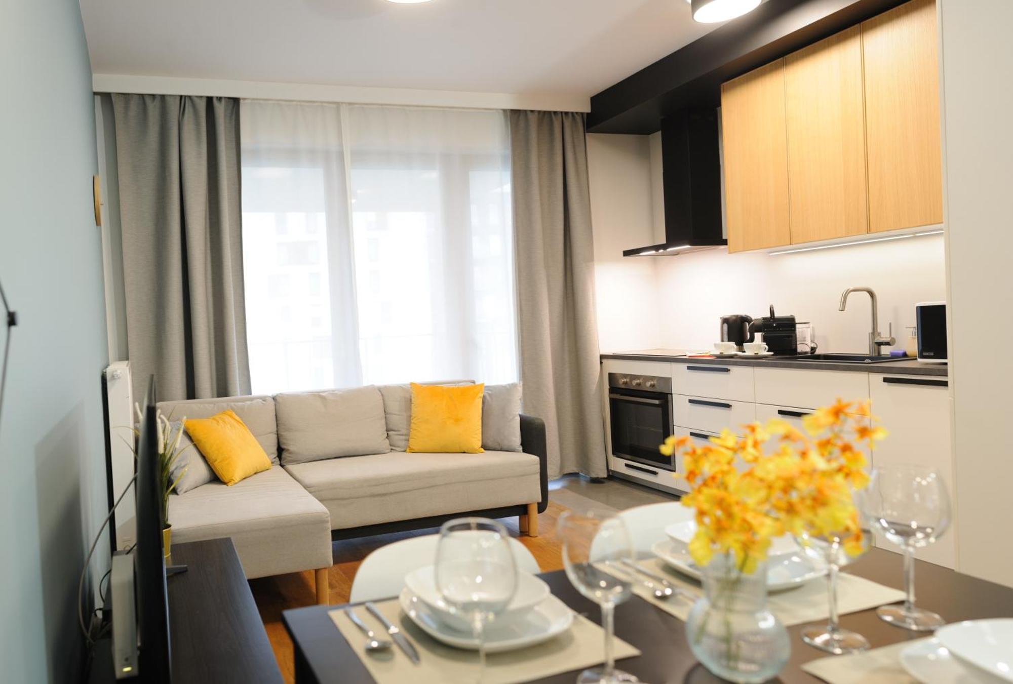 Like Home Apartments คราคูฟ ภายนอก รูปภาพ