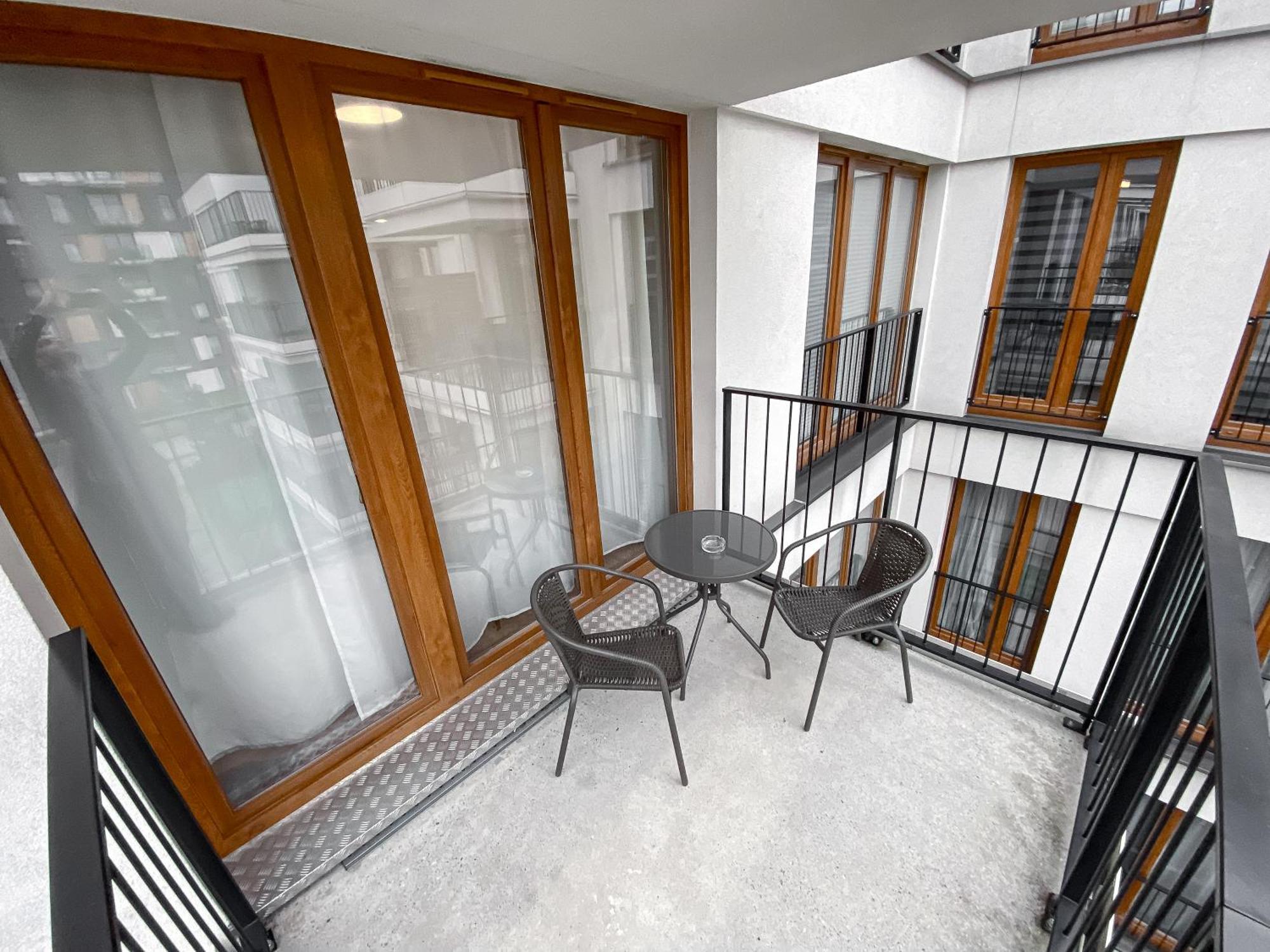 Like Home Apartments คราคูฟ ภายนอก รูปภาพ